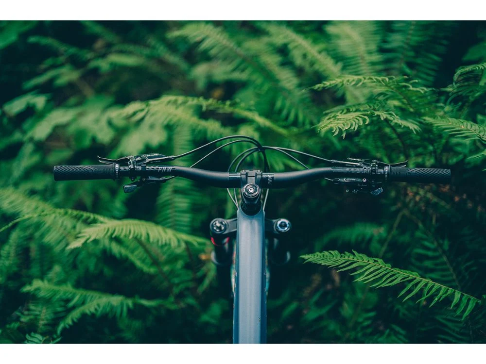 PNW Components The Loam Carbon Handlebar 35mm / 38mm rise - Image 2