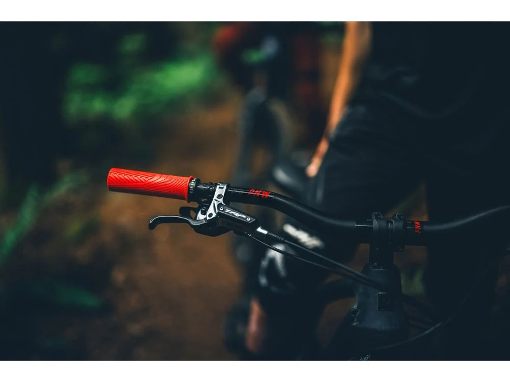 PNW Components The Loam Carbon Handlebar 35mm / 38mm rise - Image 4
