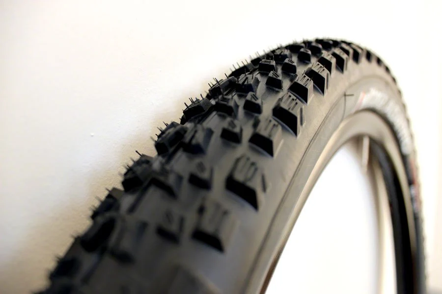 Vittoria Agarro G2.0 Tire - 27.5x2.35 - TLR/TNT - Black/Anthracite - Image 3